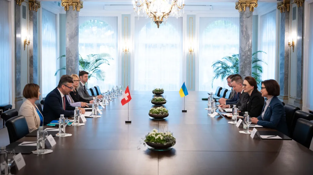 Швейцарія інвестує понад 90 мільйонів франків у відбудову України