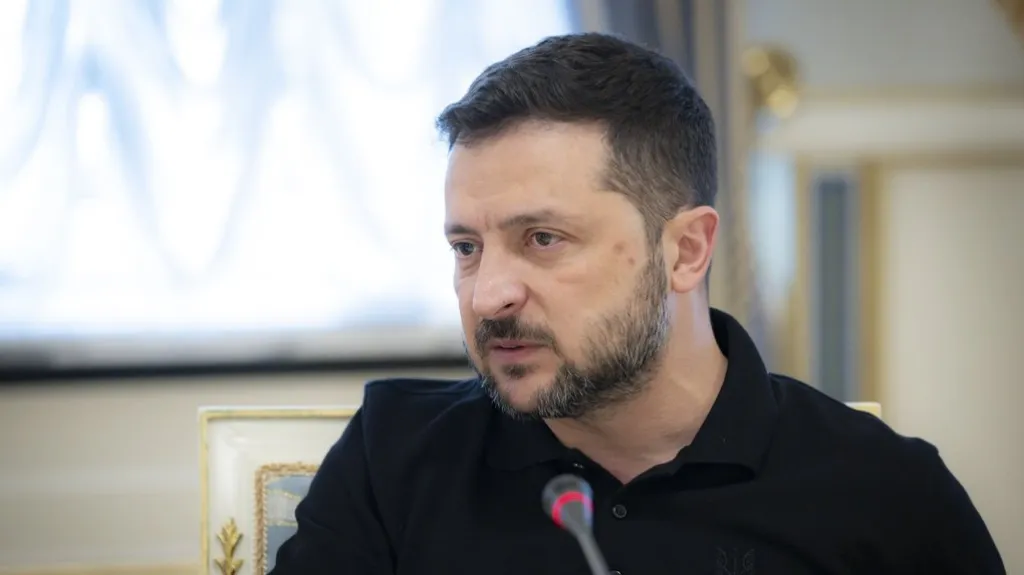 Зеленський запровадив санкції проти 66 чиновників та бізнесменів з окупованого Криму