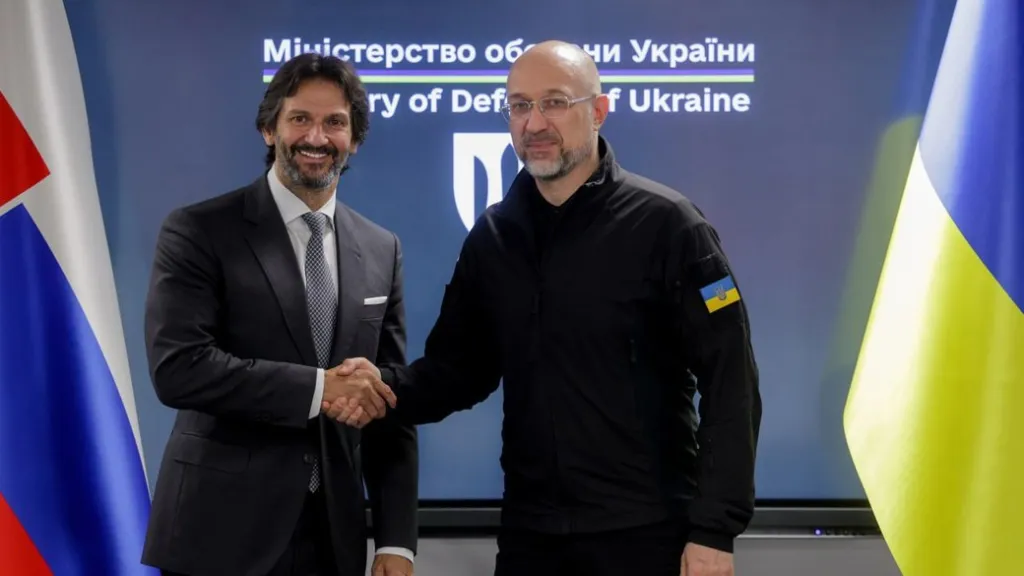 Словаччина надасть Україні машини для розмінування та інженерну техніку у новому пакеті підтримки