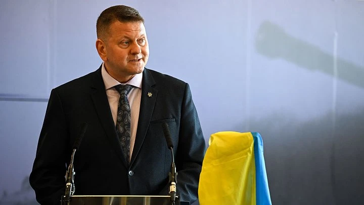 “Не створюю ні штабів, ні партій”: Залужний спростував чутки про підготовку до виборів