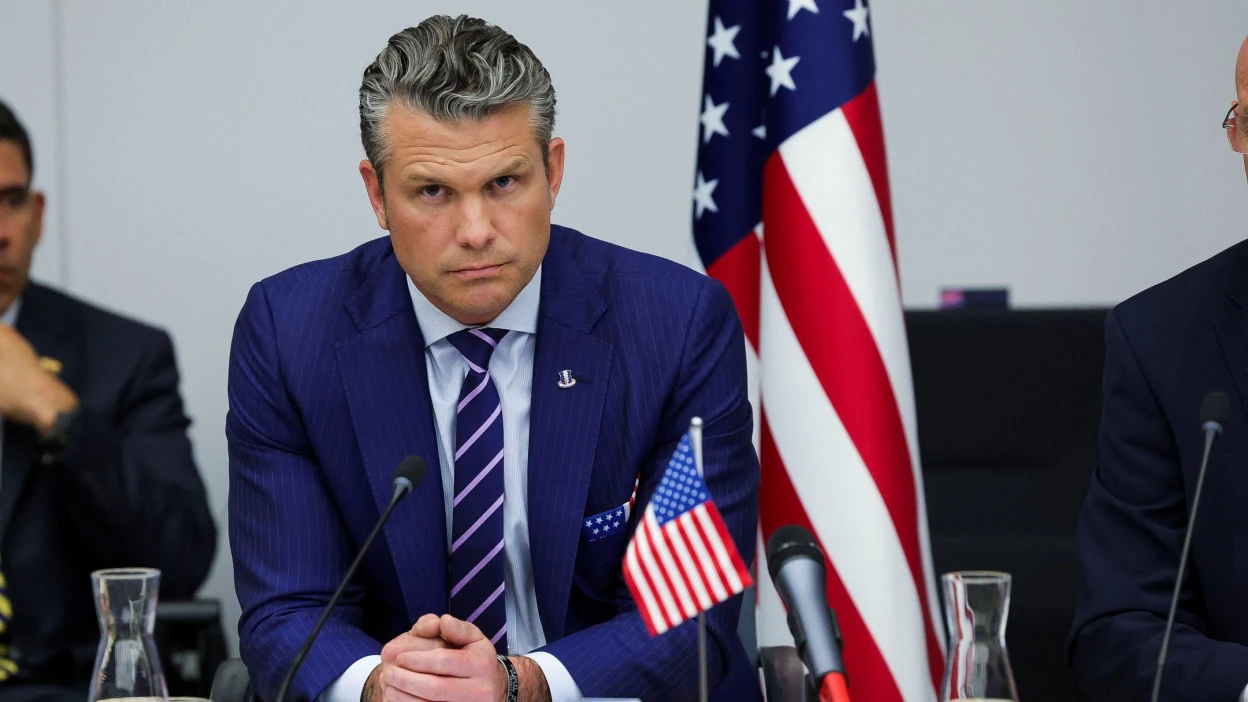 “Готові зробити свій внесок, як це можуть лише США”: глава Пентагону пригрозив Росії розплатою за продовження війни в Україні