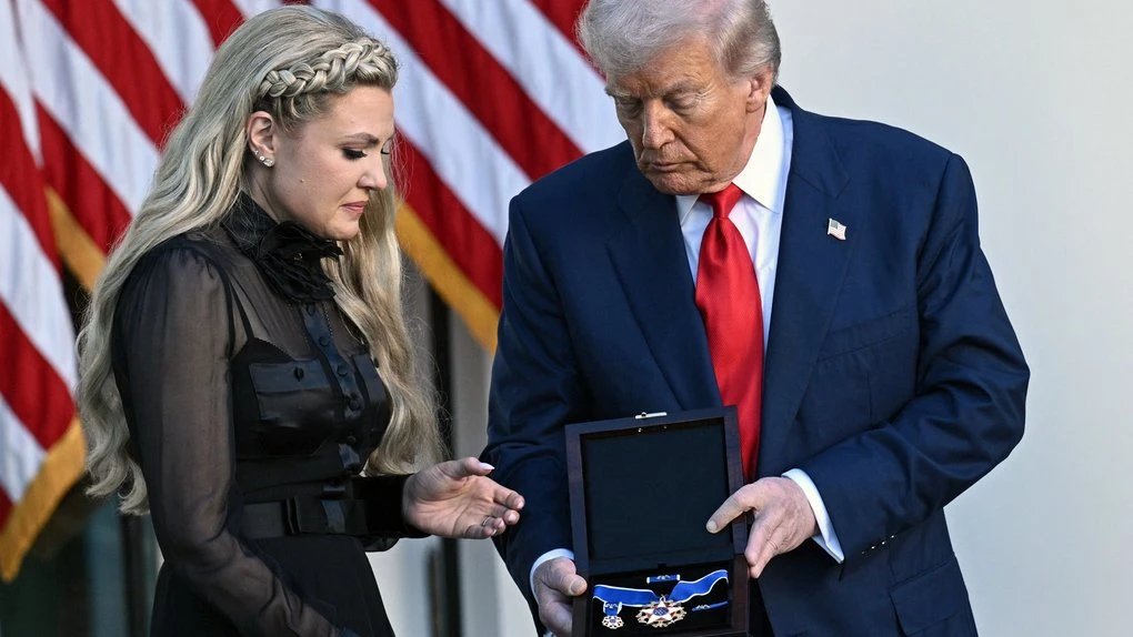 Трамп посмертно відзначив Чарлі Кірка медаллю Свободи
