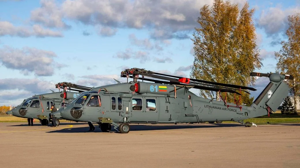 Литва отримала перші гелікоптери Black Hawk, замовлені у США