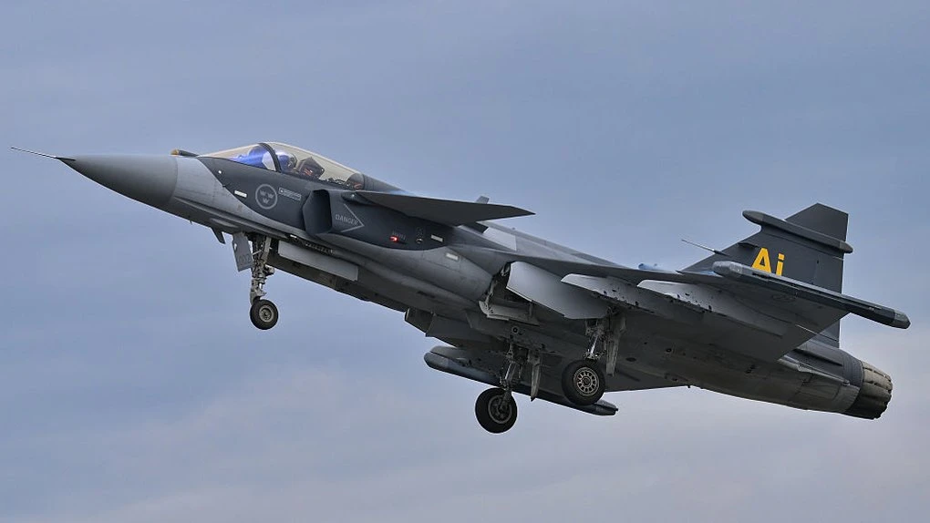 Saab планує відкрити в Україні завод для складання винищувачів Gripen