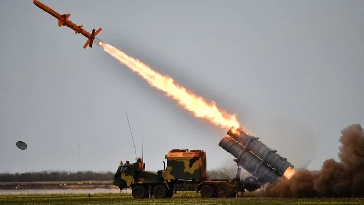 Українські «Нептуни» вразили ТЕЦ і підстанцію в Росії, що живили військові заводи