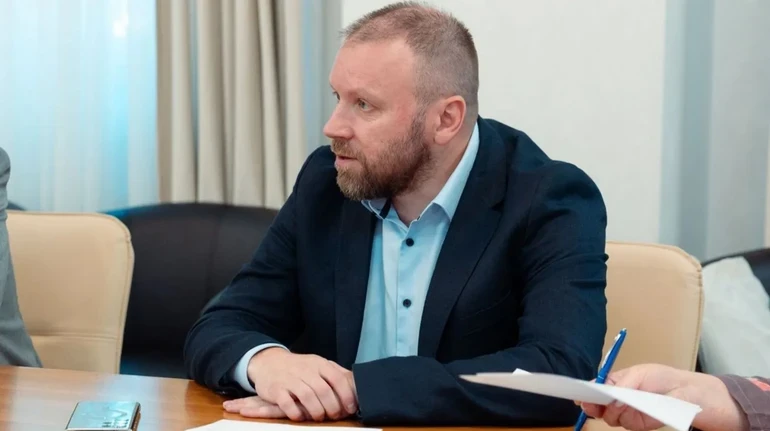 Мінфін виступив проти ідеї різкого підвищення зарплат учителям