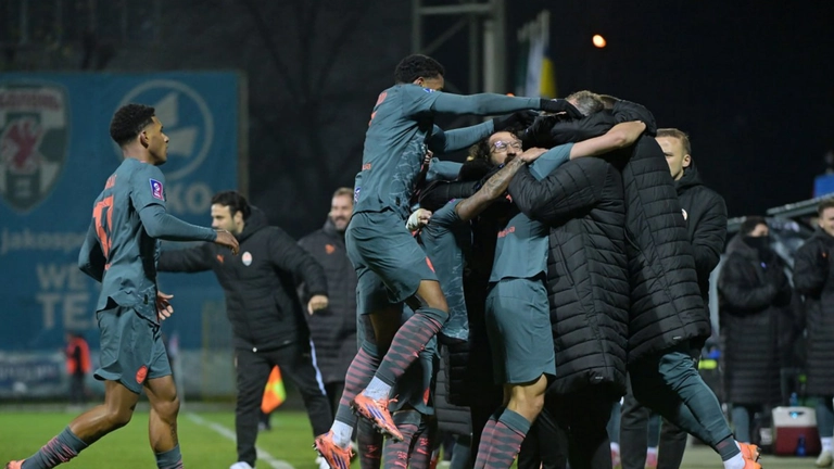 Шахтар знищив Оболонь 6:0 і продовжив гонку за чемпіонство