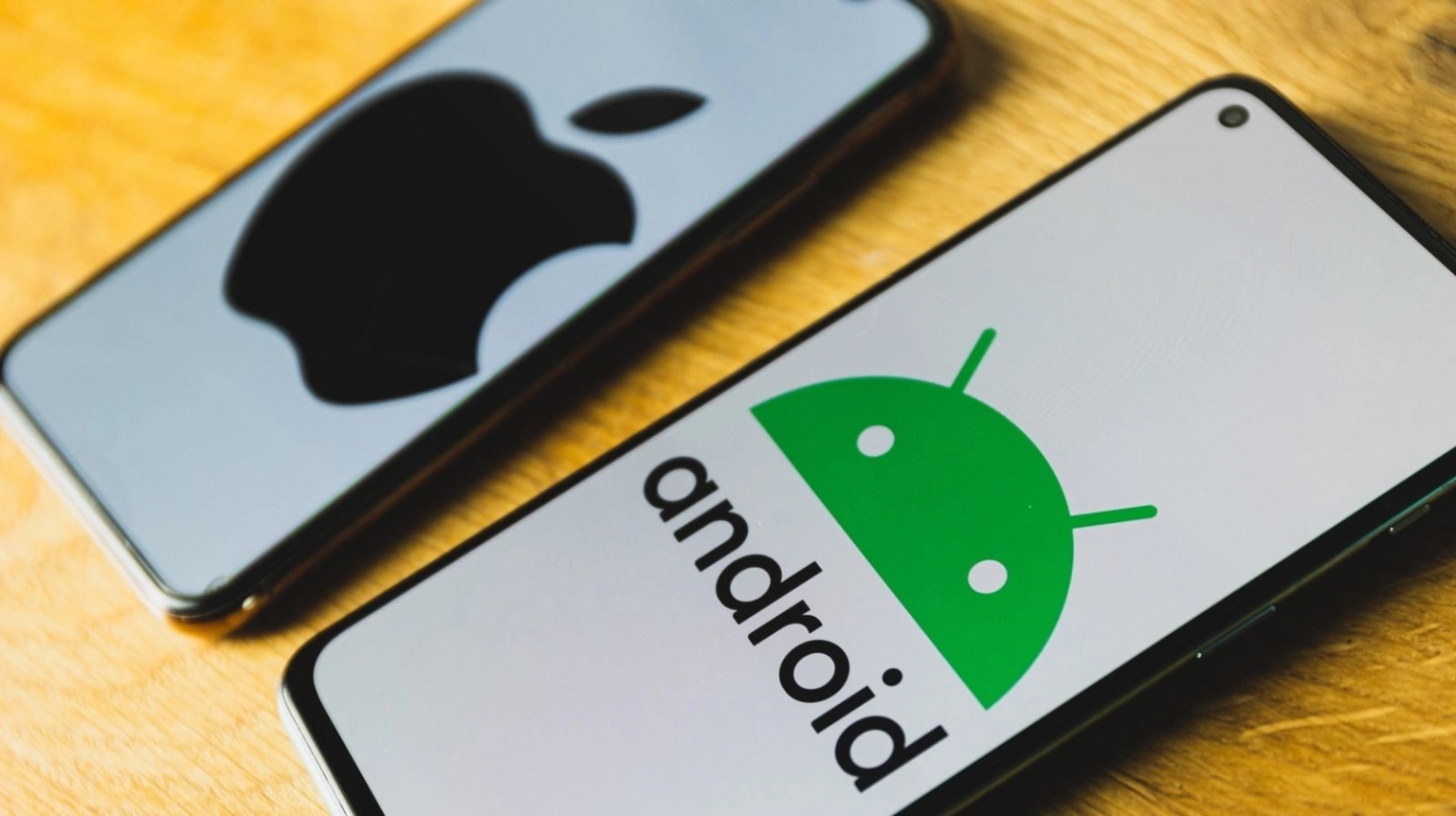 Google і Apple готують єдину систему перенесення даних між Android та iOS