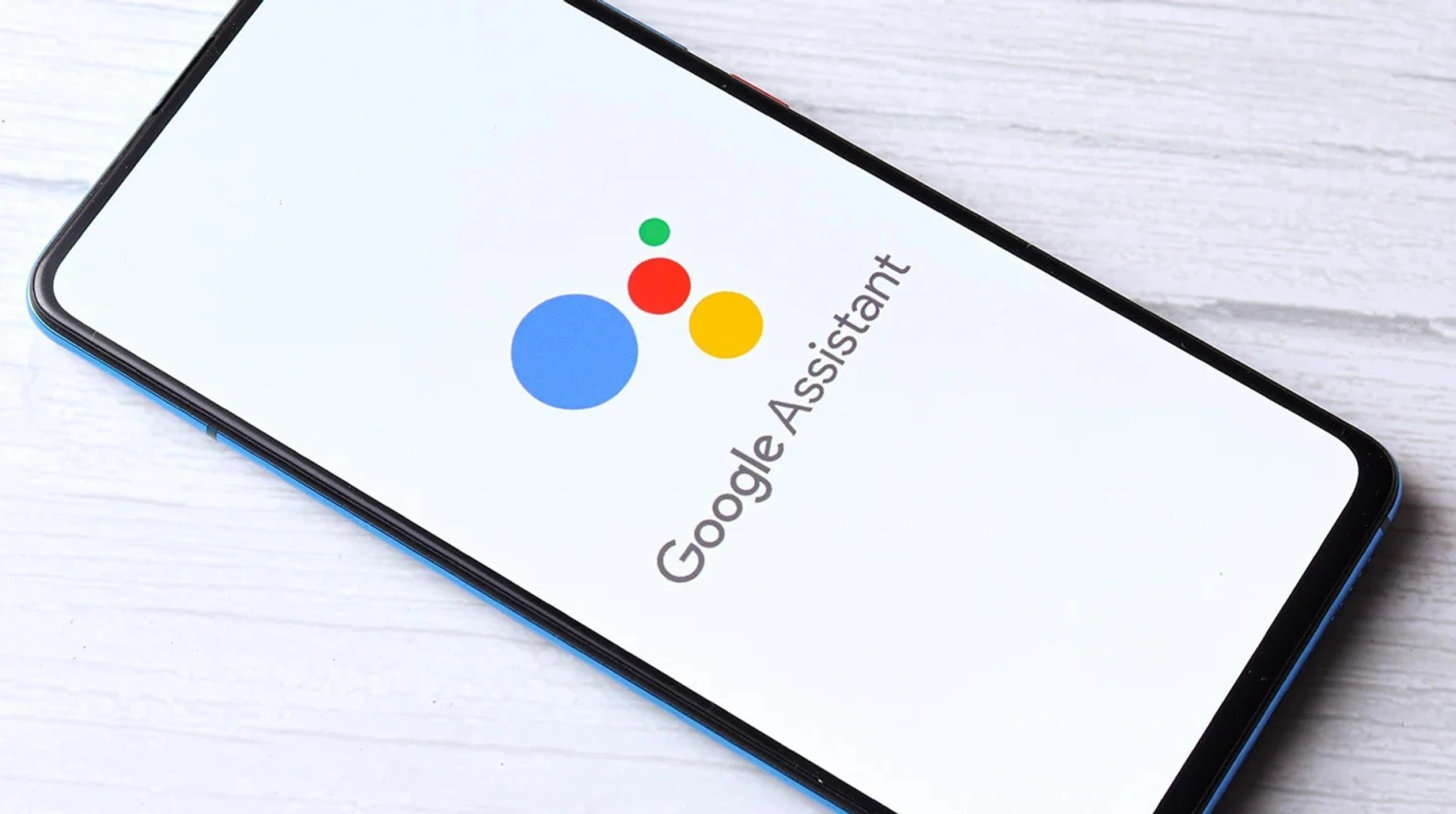 Google відклала перехід Assistant на Gemini на смартфонах до 2026 року