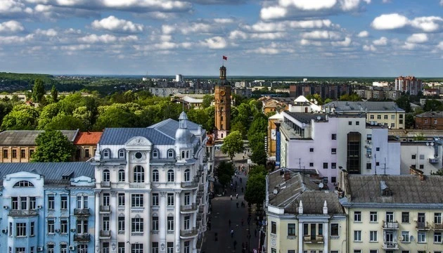 Мільйони для фронту з міських скарбниць: як обласні центри планують оборонні витрати на 2026 рік