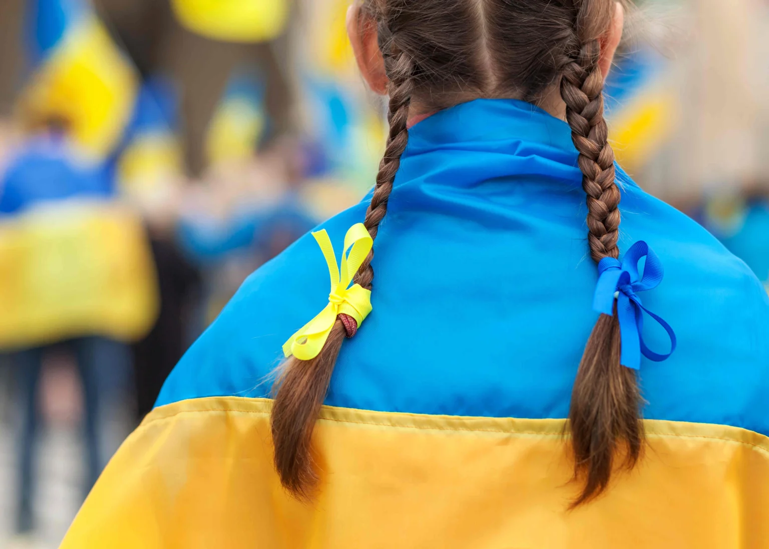 З окупації на безпечний берег: з лівобережжя Херсонщини вивезли групу дітей