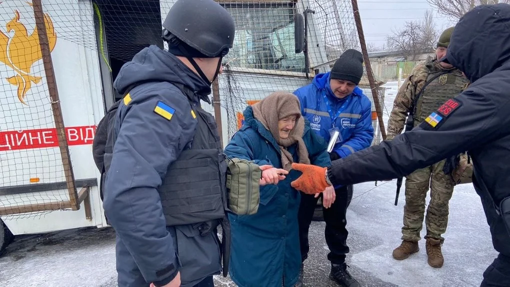 Триває евакуація з Дружківської громади: за добу вивезли понад 80 людей