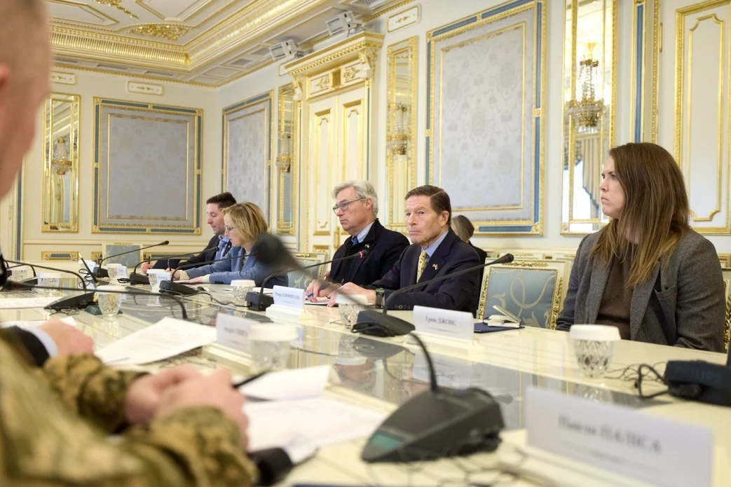 Ракети для Patriot за кошти агресора: Зеленський провів переговори з американськими сенаторами