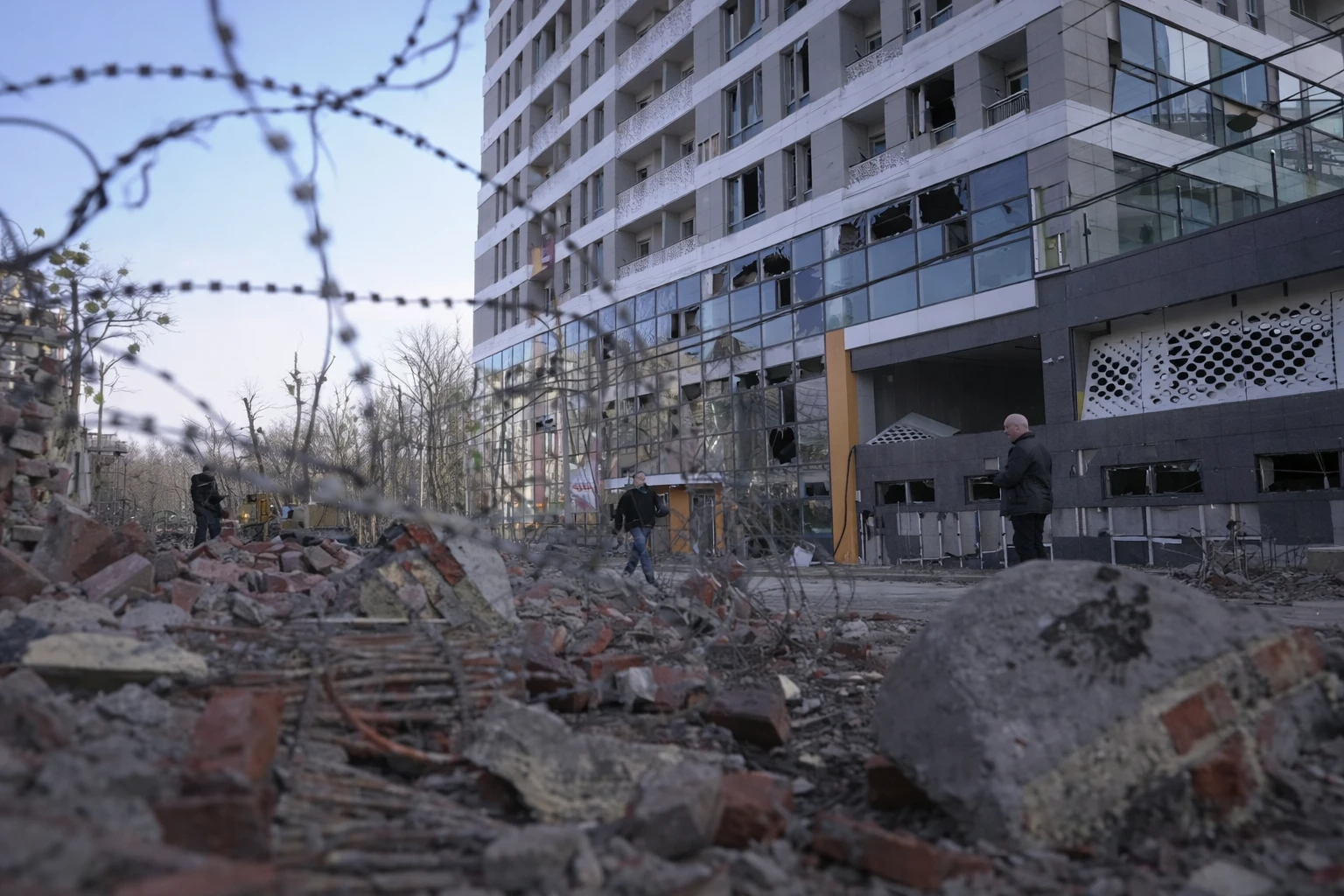 Ранкова атака безпілотників на Харків: удари по житлових кварталах та інфраструктурі