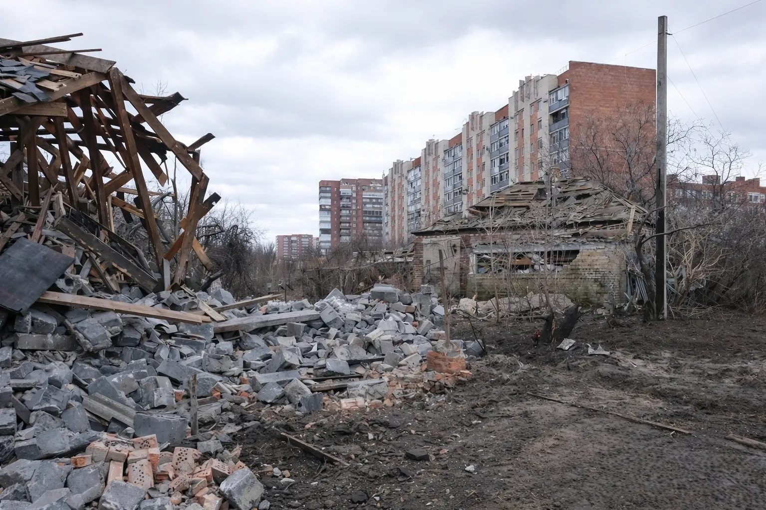 У Словʼянську готують примусову евакуацію дітей: перелік небезпечних вулиць та районів