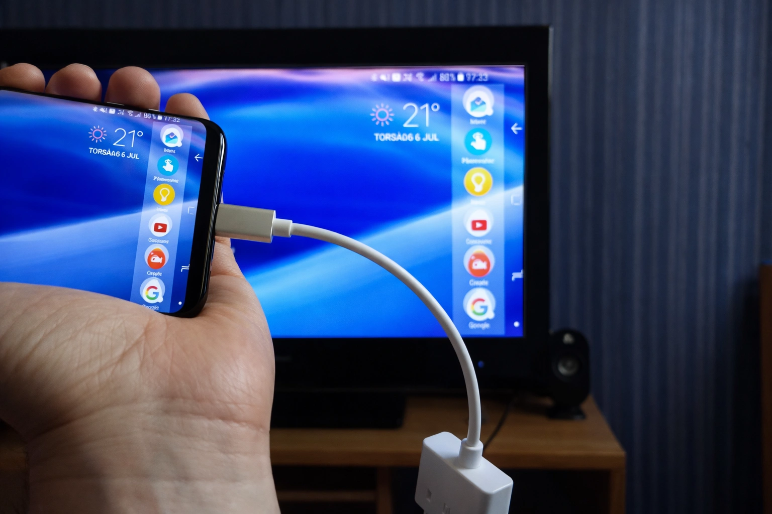Як швидко підключити ваш телефон до телевізора Samsung
