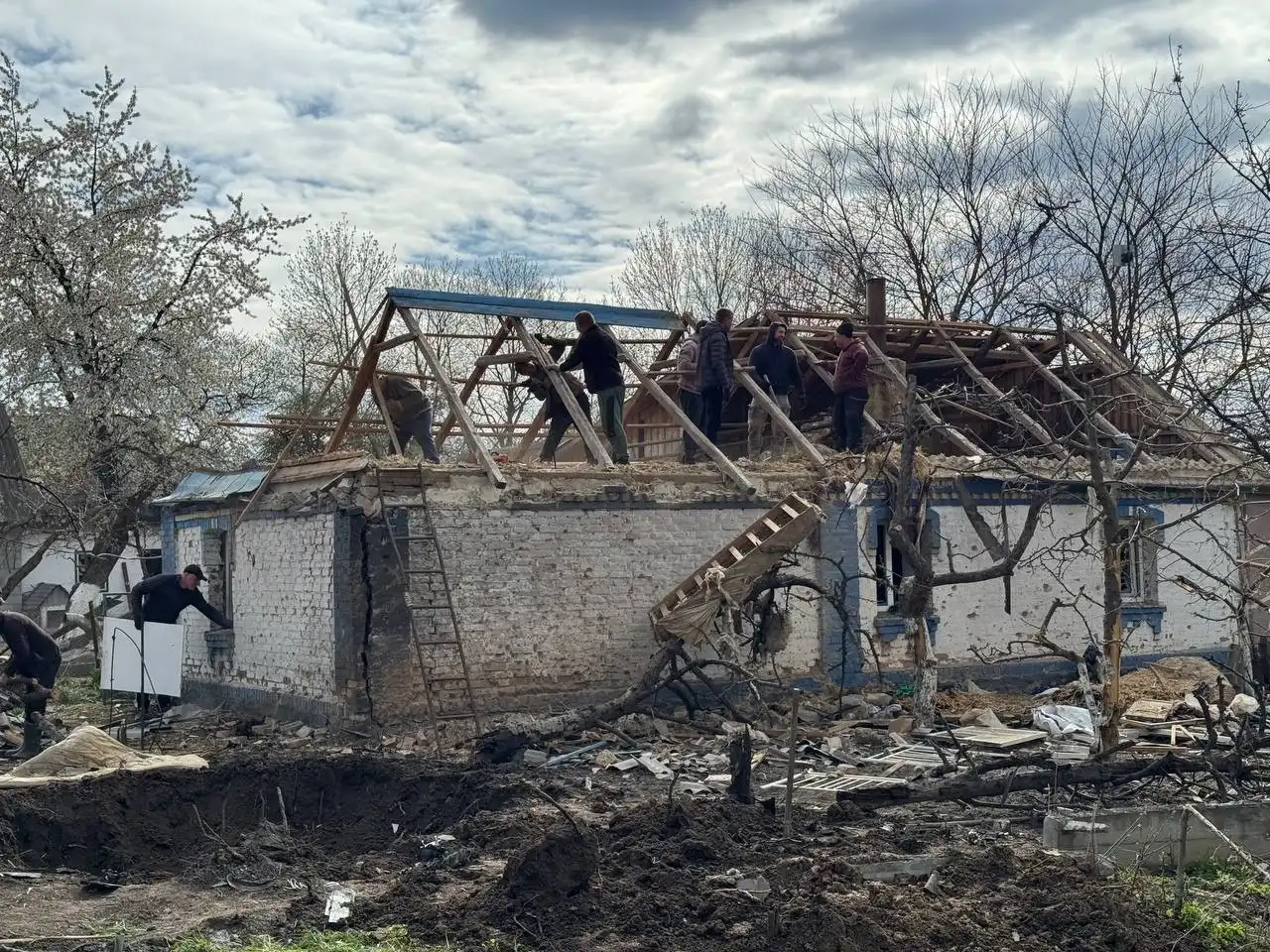 Атака дронів на Вінниччину: є руйнування та постраждала