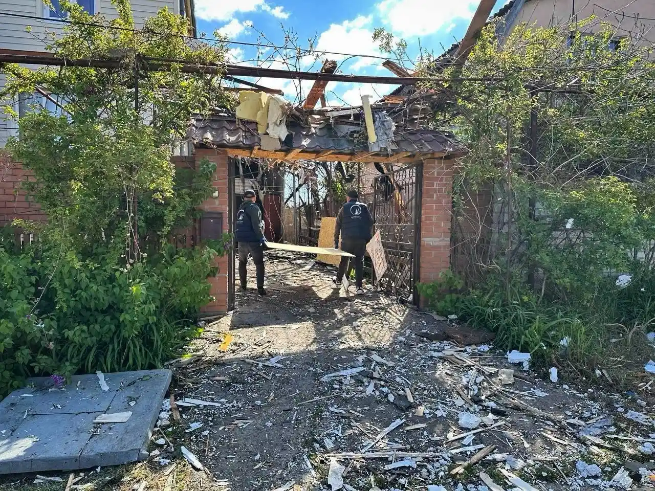 Нічний удар по Чорноморську: масштаби руйнувань та жертви серед мирного населення
