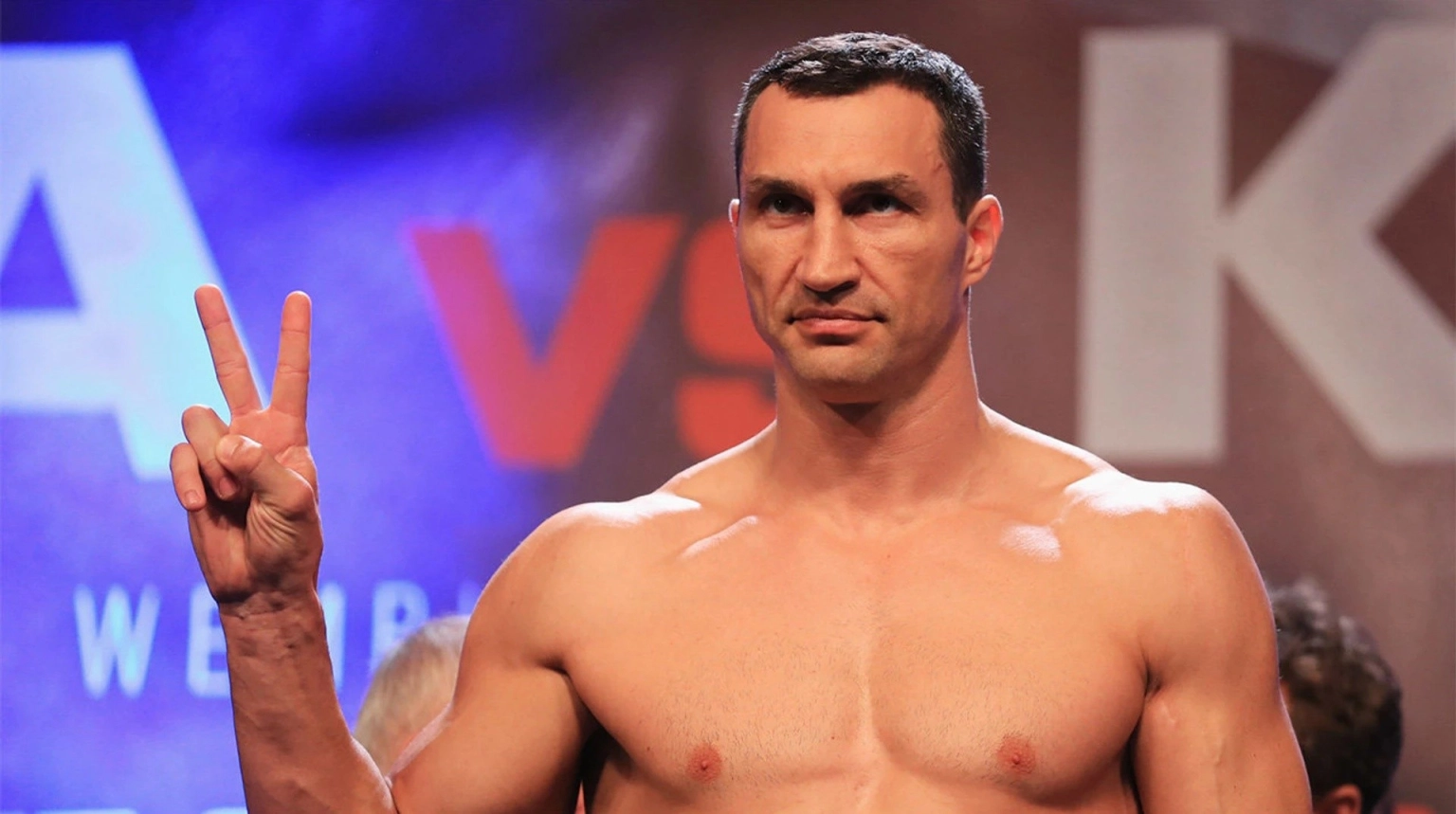 Легендарний український суперважковаговик готовий відібрати пояс у нового чемпіона світу