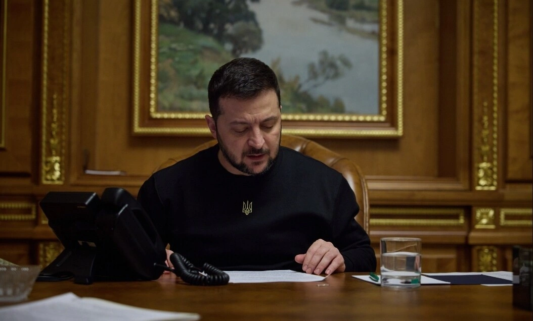 Зеленський підписав закони про нове продовження воєнного стану і мобілізації